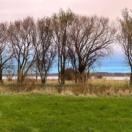 Campingplatz Den Hvide Sommerhytte Pa Skaro Svendborg